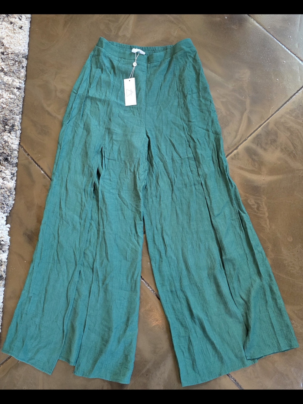 Sage The Label Emerald Green Wide Leg Pants NWT Size M Boho Resort